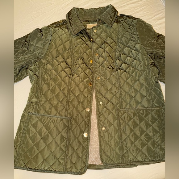 Michael Kors Missy Quilted Jacket - Olive Green XL - Picture 2 of 9